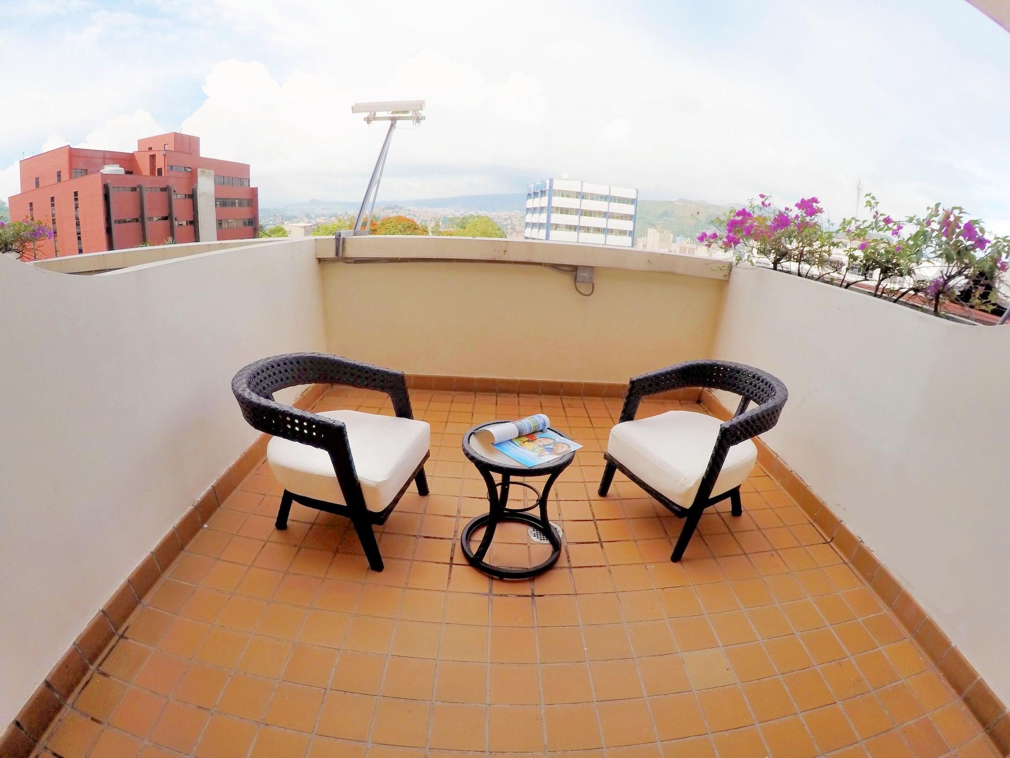 Aparthotel Plaza Del General à Tegucigalpa Extérieur photo